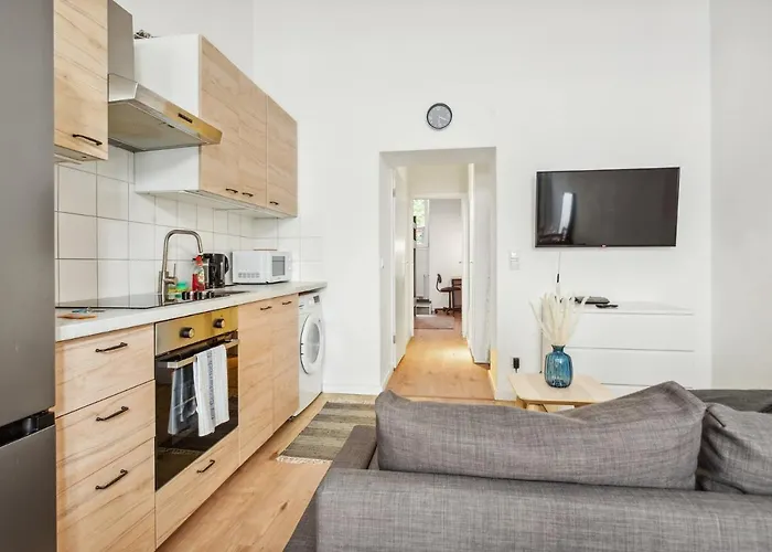 Beautiful 1 Bedroom apartment in Charlottenburg