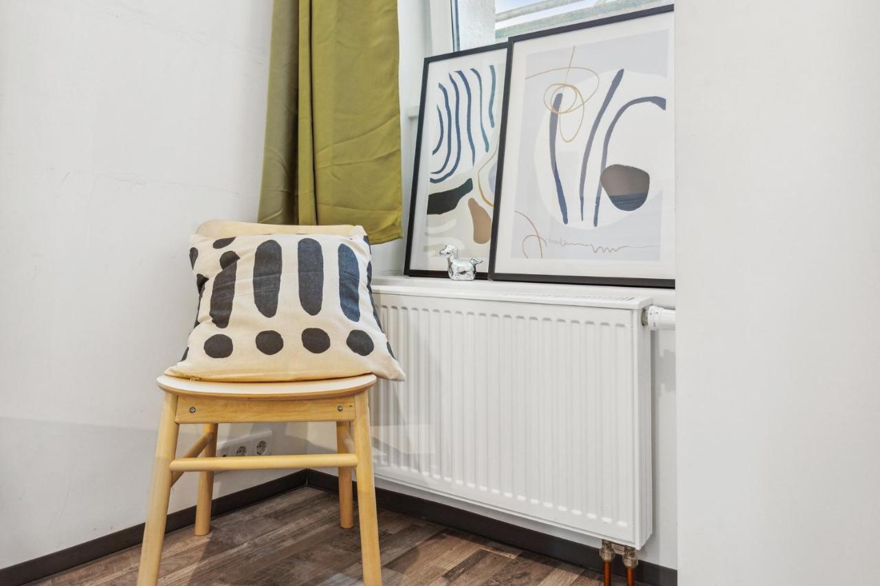 Beautiful 1 Bedroom In Charlottenburg Berlijn